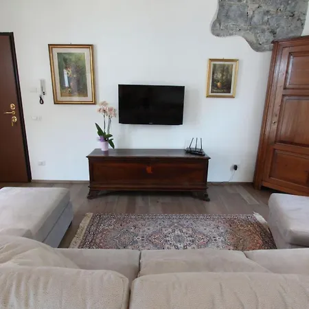Haus Pitel By Interhome Appartamento Bellagio